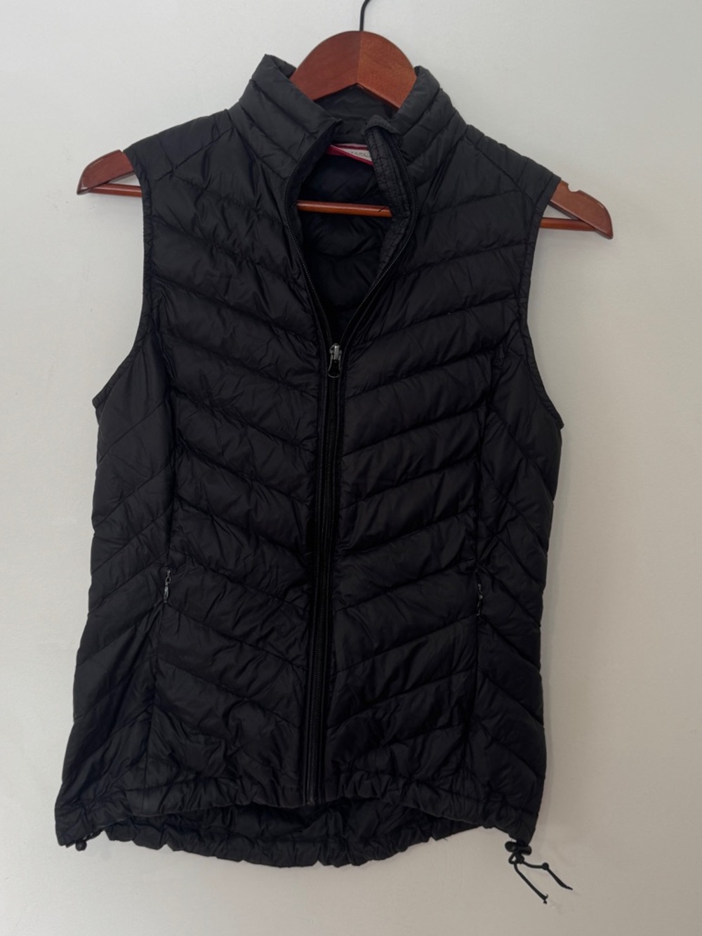 Black Puffer Vest (Mountain Warehouse Extreme)